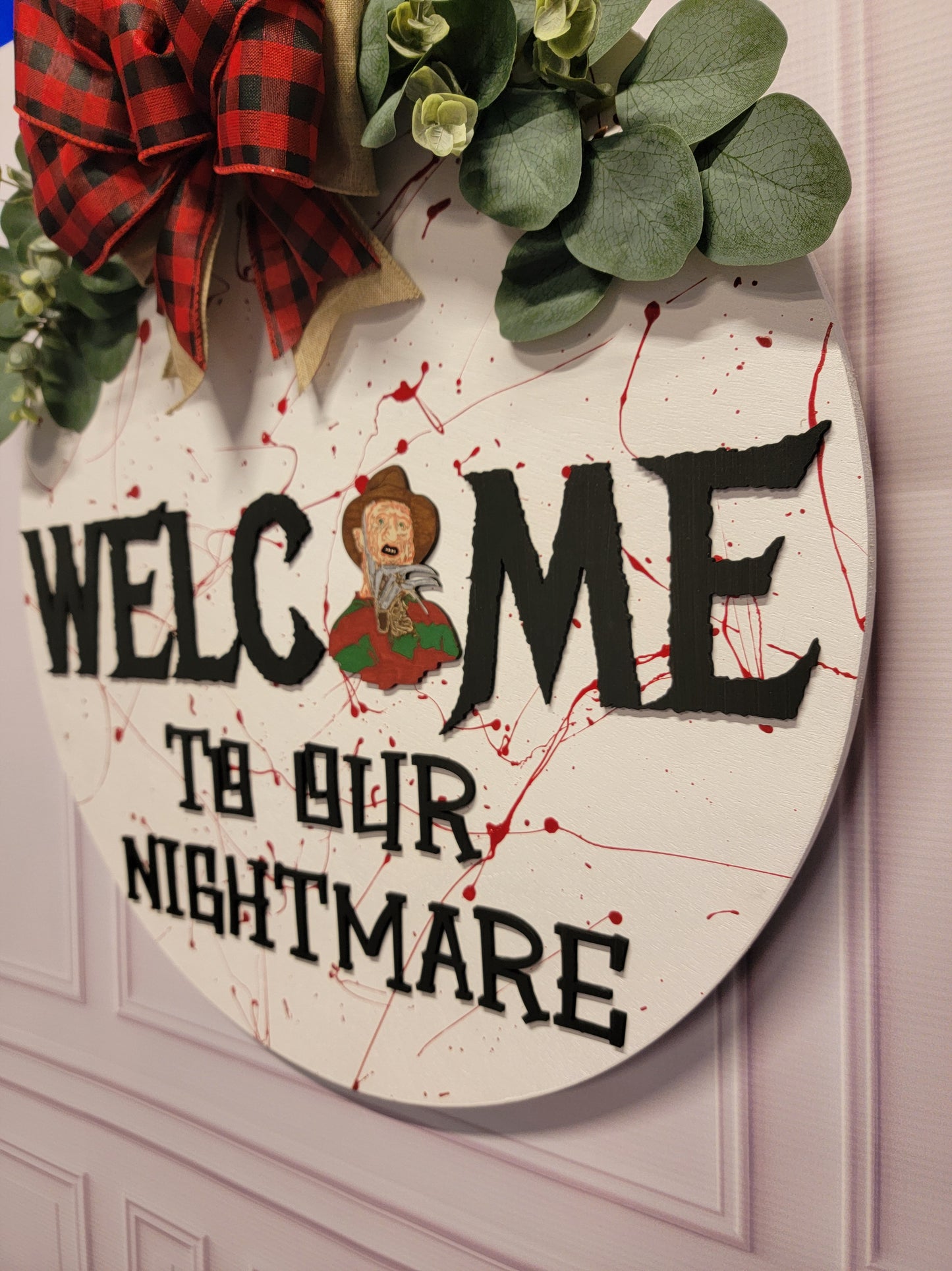 Freddy Welcome Door Hanger
